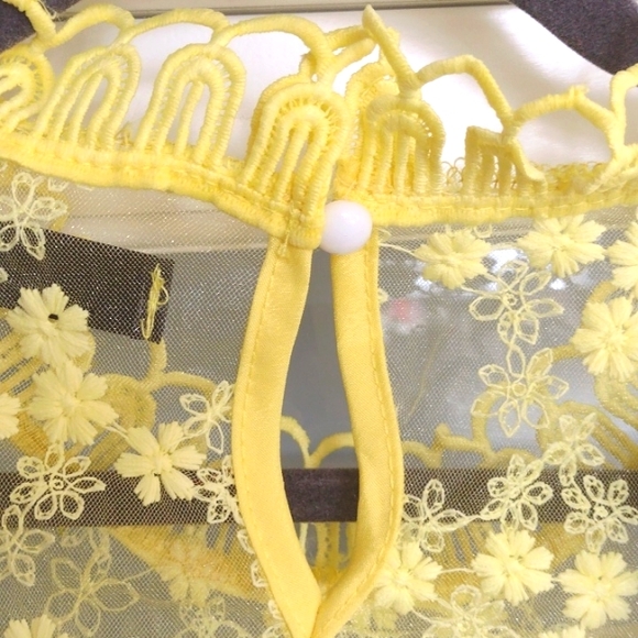 Jew_Berry Shop Yellow see through lace top with side tassel - Picture 5 of 9